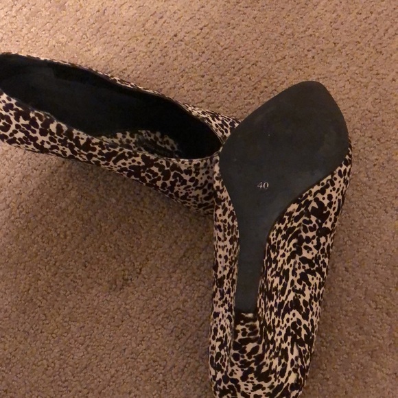 Beautiful cow skin with pattern the most comfortable shoes with gorgeous styles - Picture 7 of 11